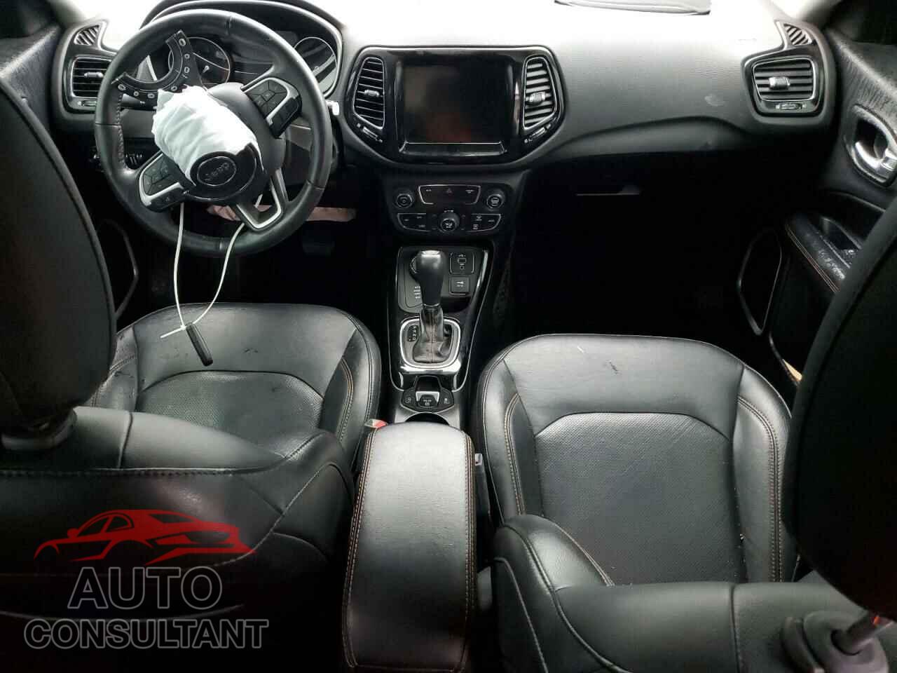 JEEP COMPASS 2019 - 3C4NJDCB8KT666357