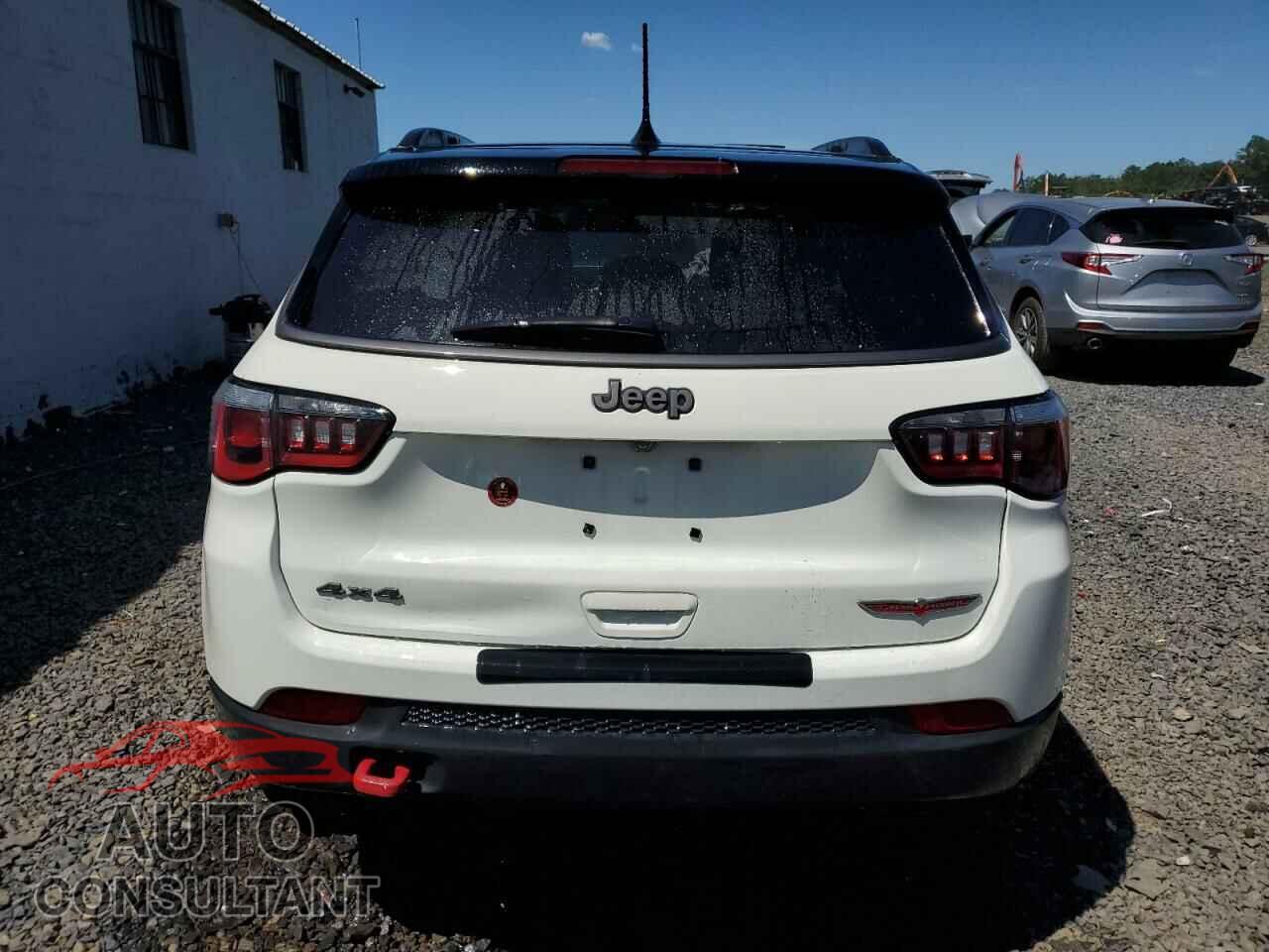 JEEP COMPASS 2017 - 3C4NJDDB8HT665359