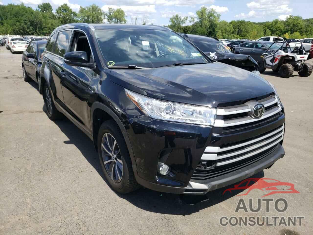 TOYOTA HIGHLANDER 2019 - 5TDJZRFH8KS585275