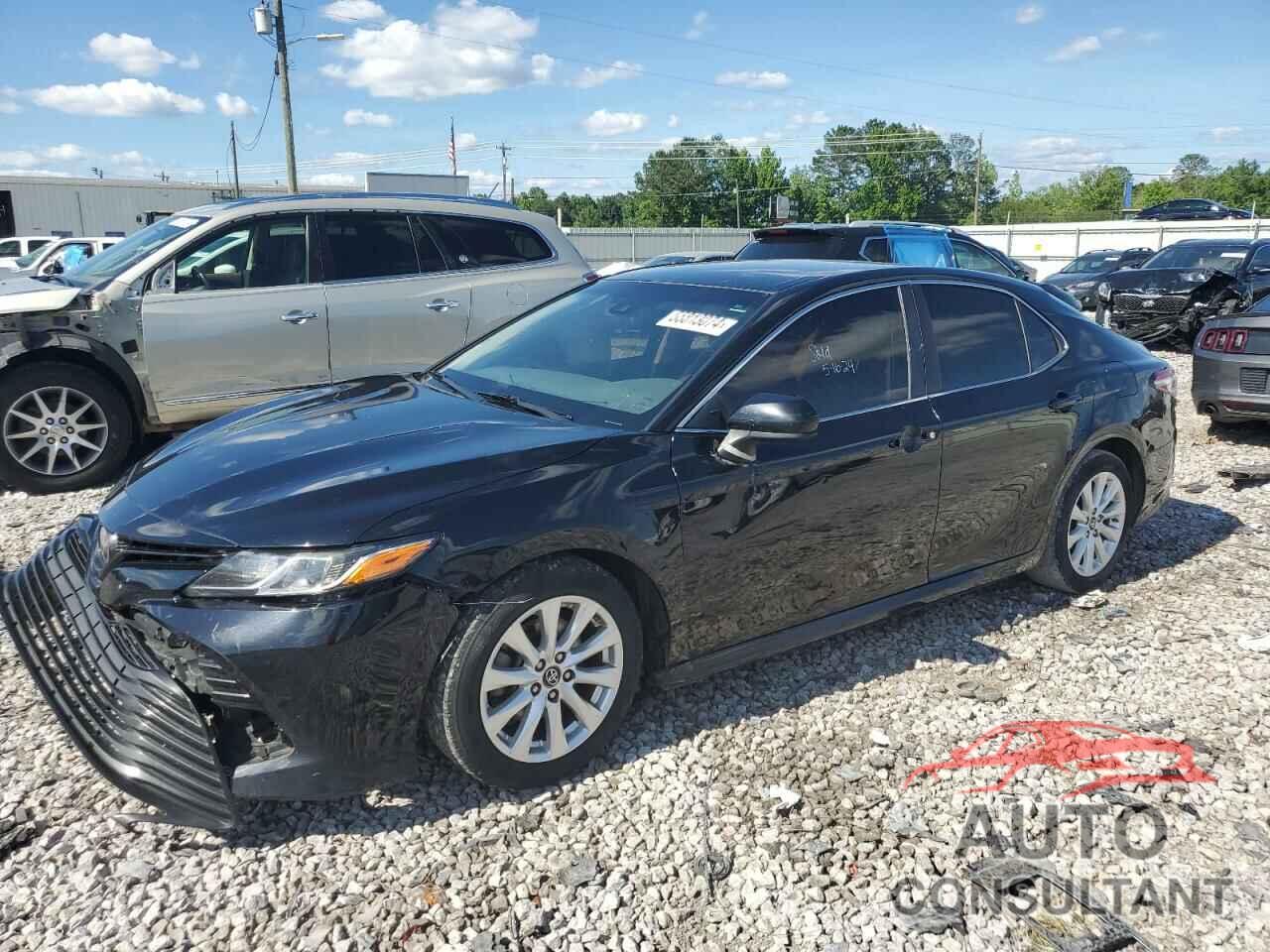 TOYOTA CAMRY 2018 - 4T1B11HK5JU513753