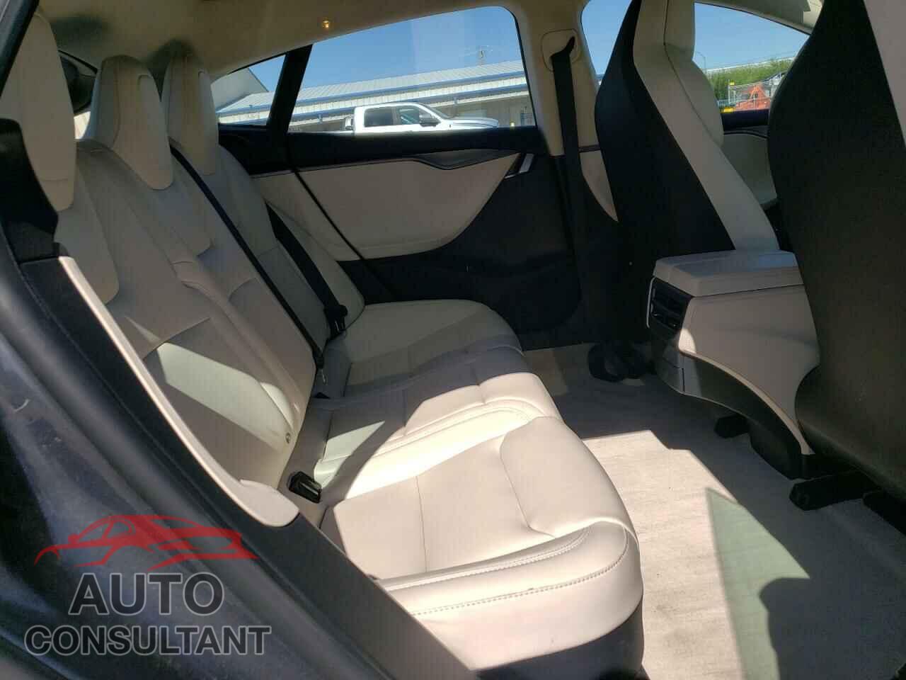 TESLA MODEL S 2018 - 5YJSA1E23JF291523