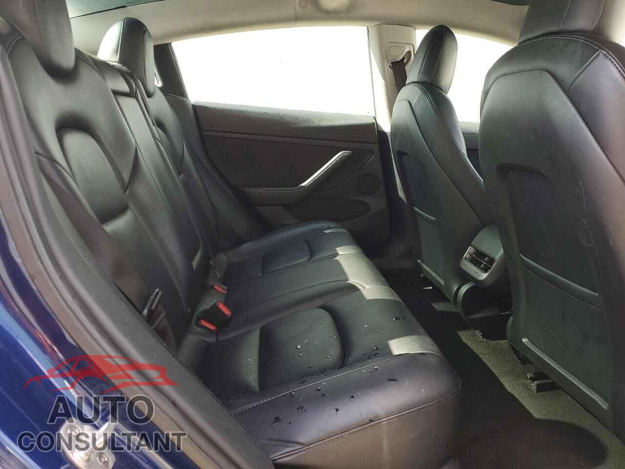 TESLA MODEL 3 2022 - 5YJ3E1EA7NF290865
