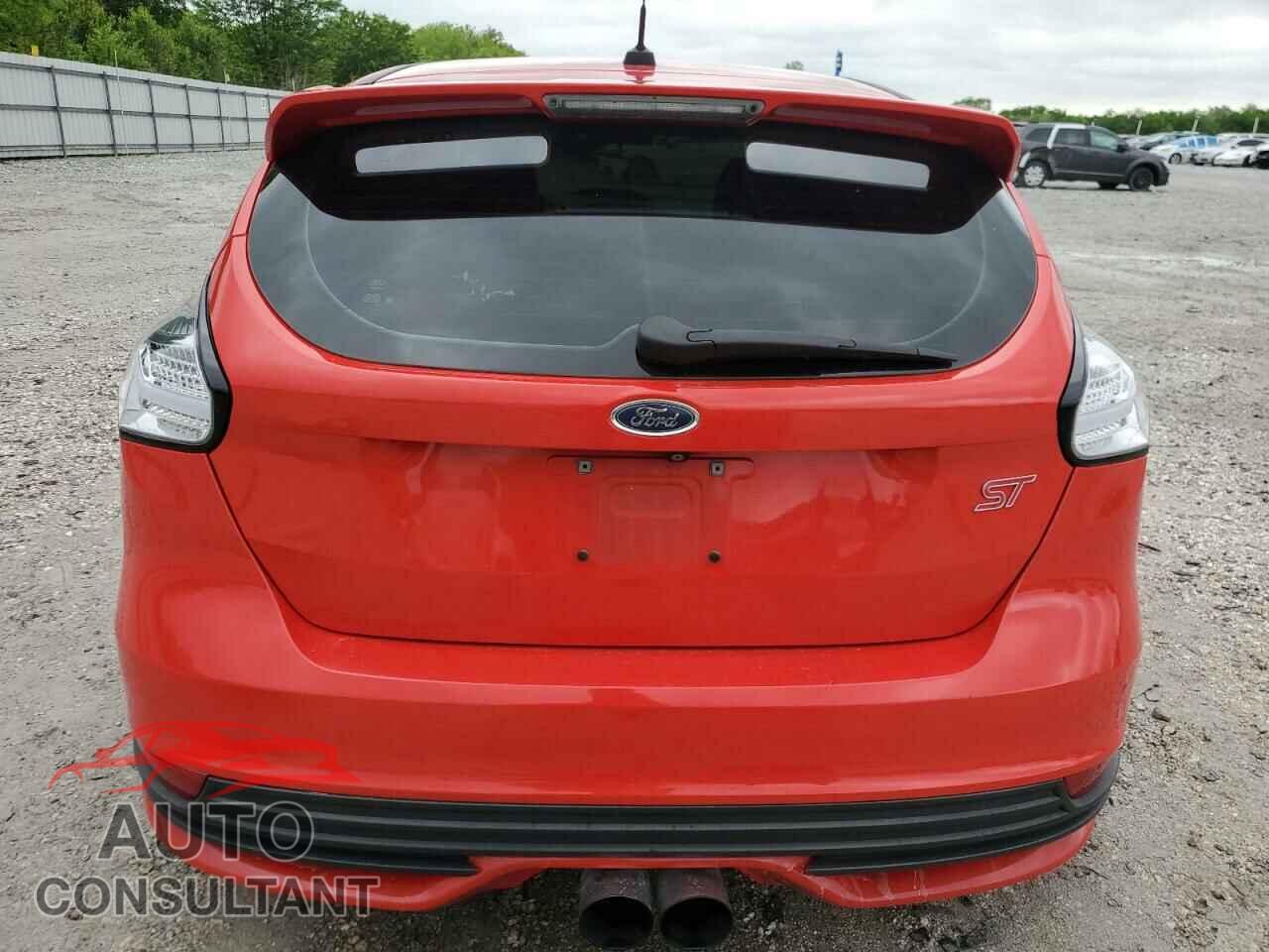FORD FOCUS 2015 - 1FADP3L99FL336736