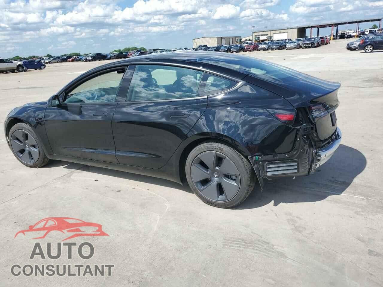 TESLA MODEL 3 2022 - 5YJ3E1EB5NF239955