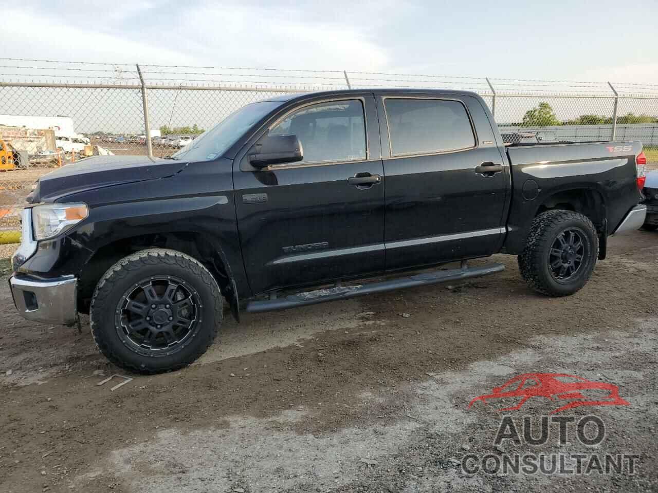 TOYOTA TUNDRA 2017 - 5TFDW5F14HX590378