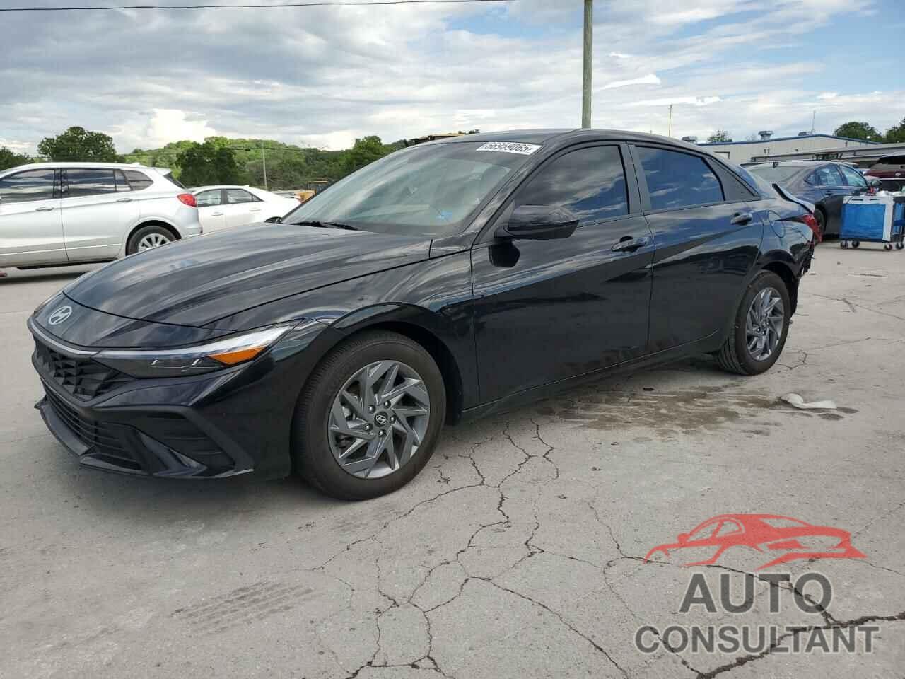 HYUNDAI ELANTRA 2024 - KMHLM4DG0RU801433