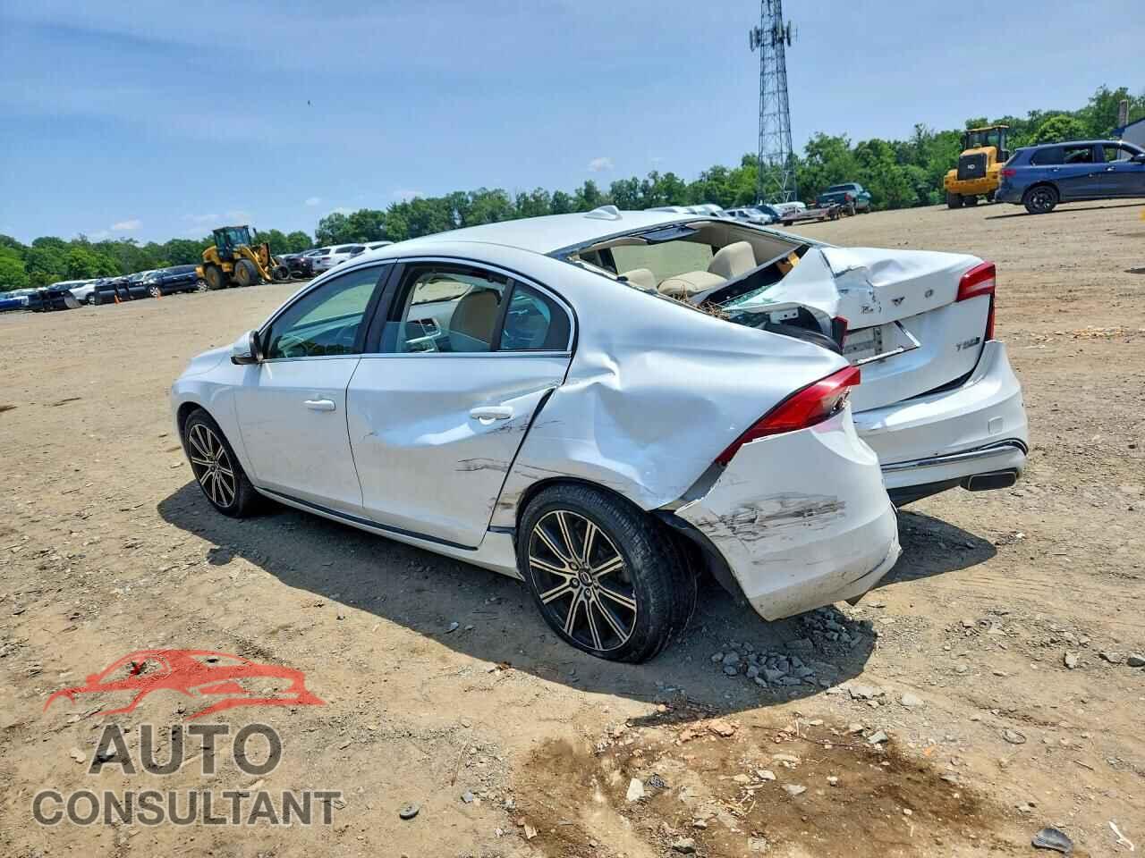 VOLVO S60 2018 - LYV402TK2JB173887