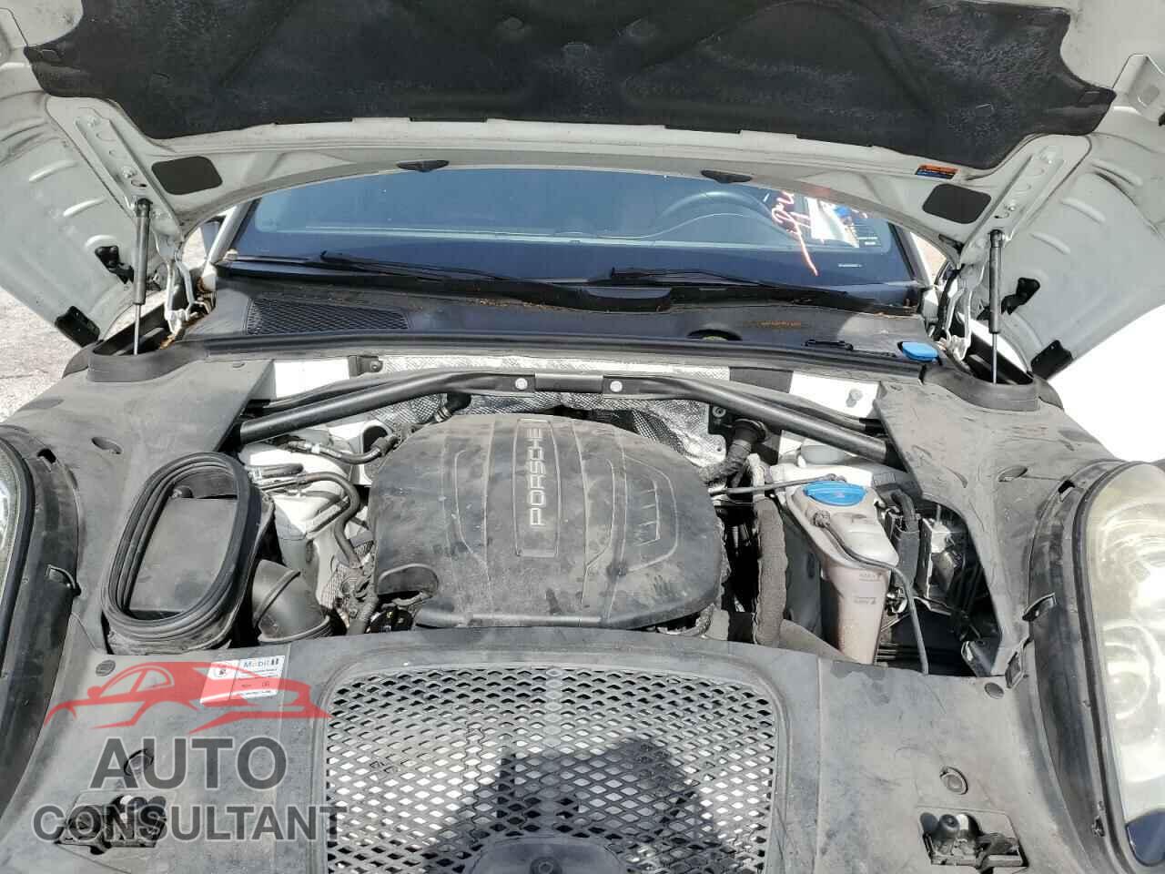 PORSCHE MACAN 2017 - WP1AA2A51HLB07025