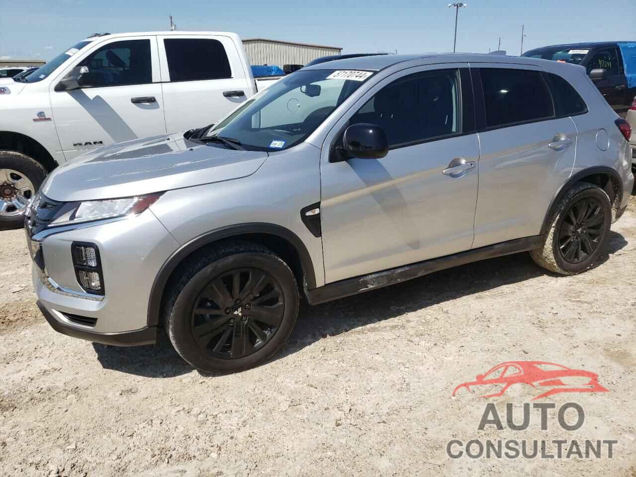 MITSUBISHI OUTLANDER 2023 - JA4ARUAU0PU013167