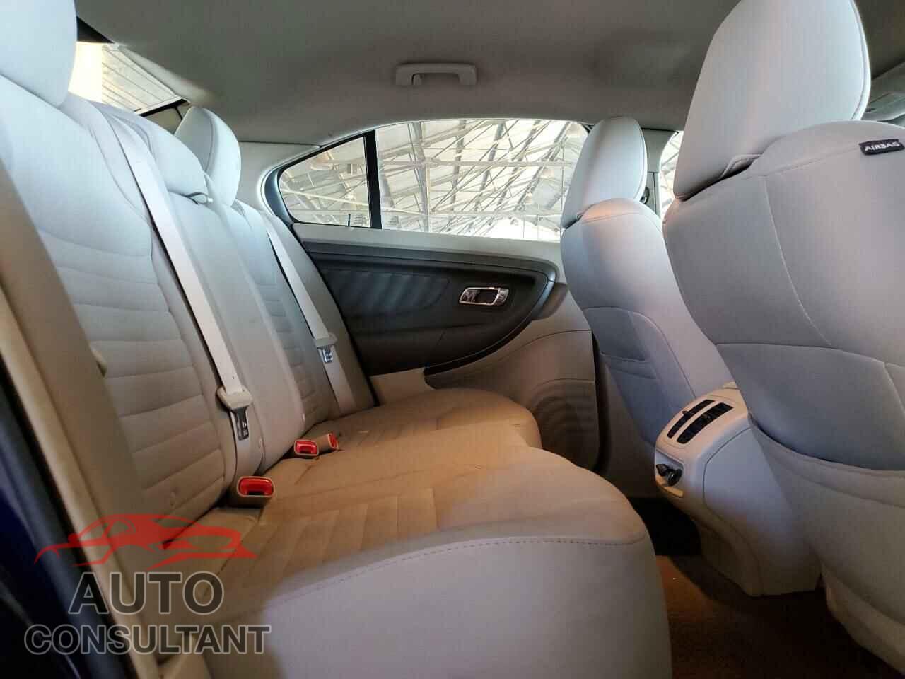 FORD TAURUS 2011 - 1FAHP2DW5BG143860