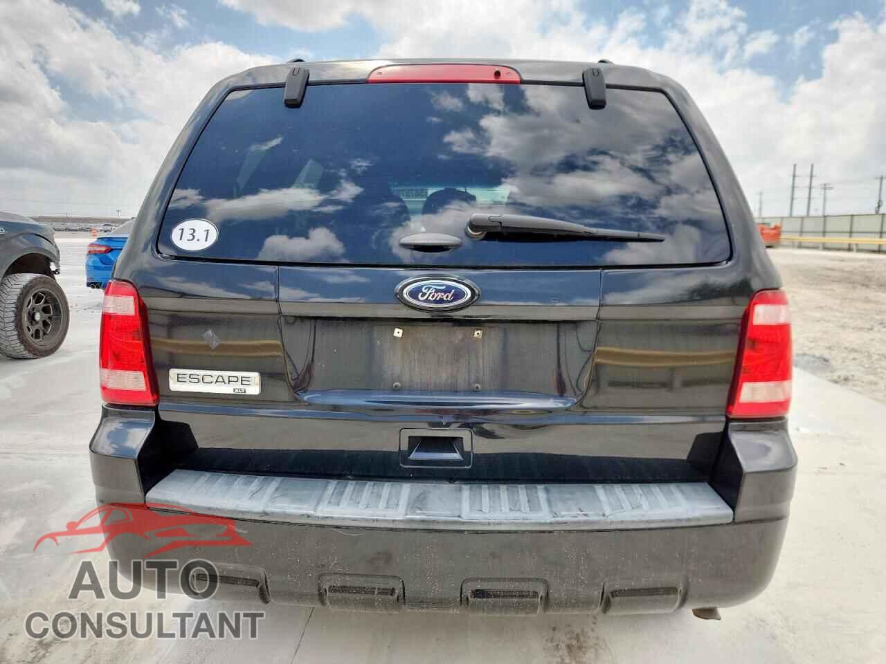 FORD ESCAPE 2011 - 1FMCU0D78BKC41154