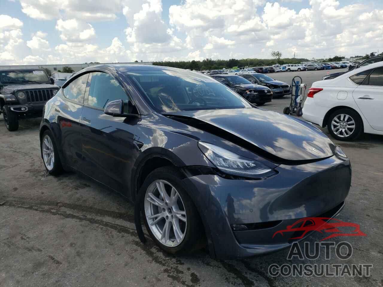 TESLA MODEL Y 2021 - 5YJYGAEE1MF239508