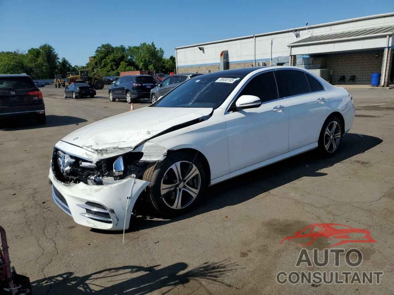 MERCEDES-BENZ E-CLASS 2017 - WDDZF4KB6HA147317