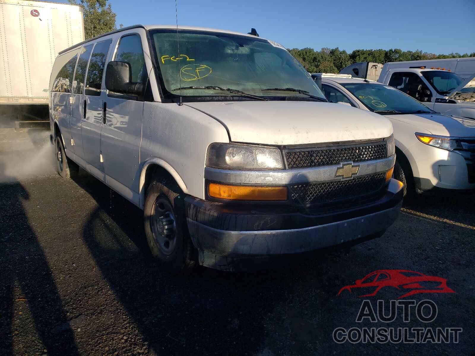 CHEVROLET EXPRESS 2018 - 1GAZGPFG1J1321856