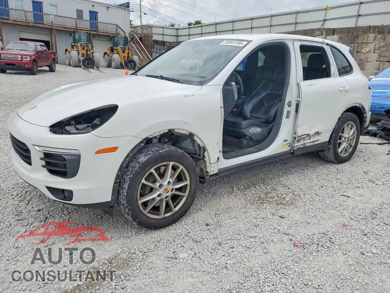 PORSCHE CAYENNE 2016 - WP1AA2A2XGLA09096