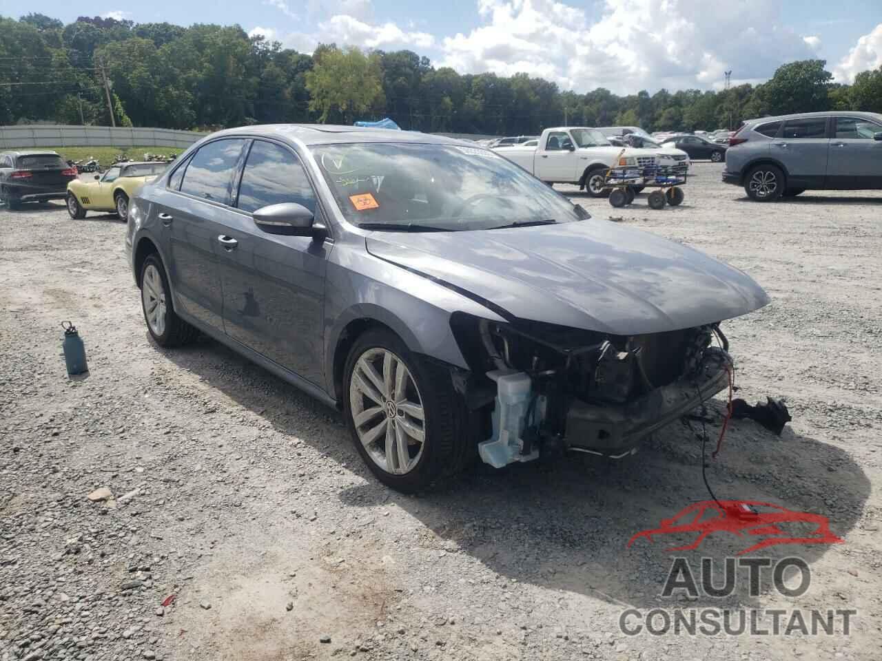 VOLKSWAGEN PASSAT 2019 - 1VWLA7A37KC008879