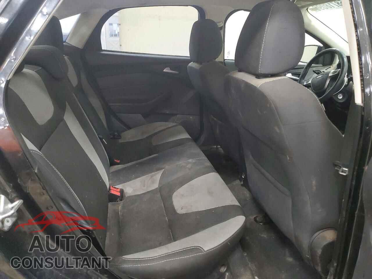 FORD FOCUS 2014 - 1FADP3F22EL293628