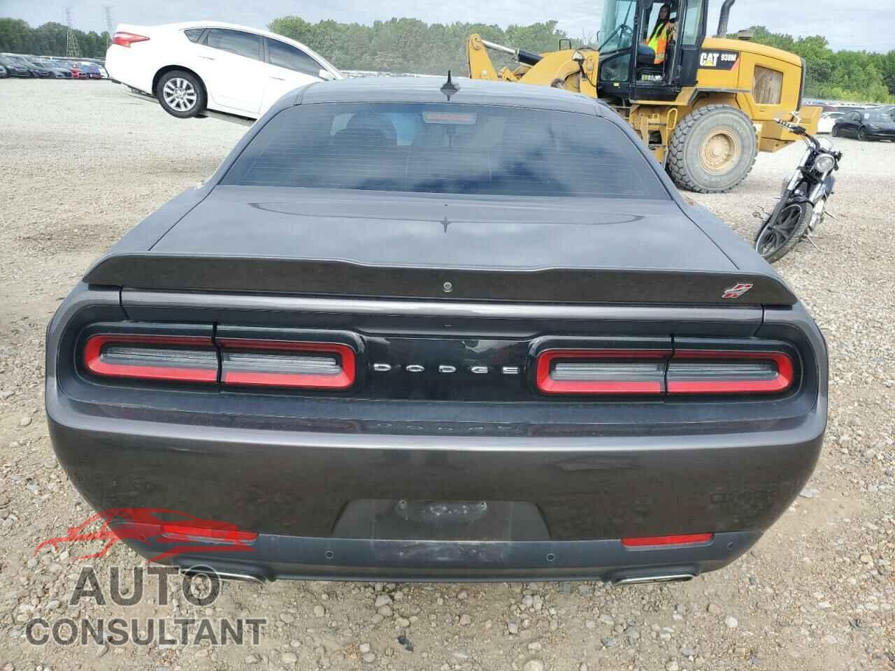 DODGE CHALLENGER 2018 - 2C3CDZGG0JH257153