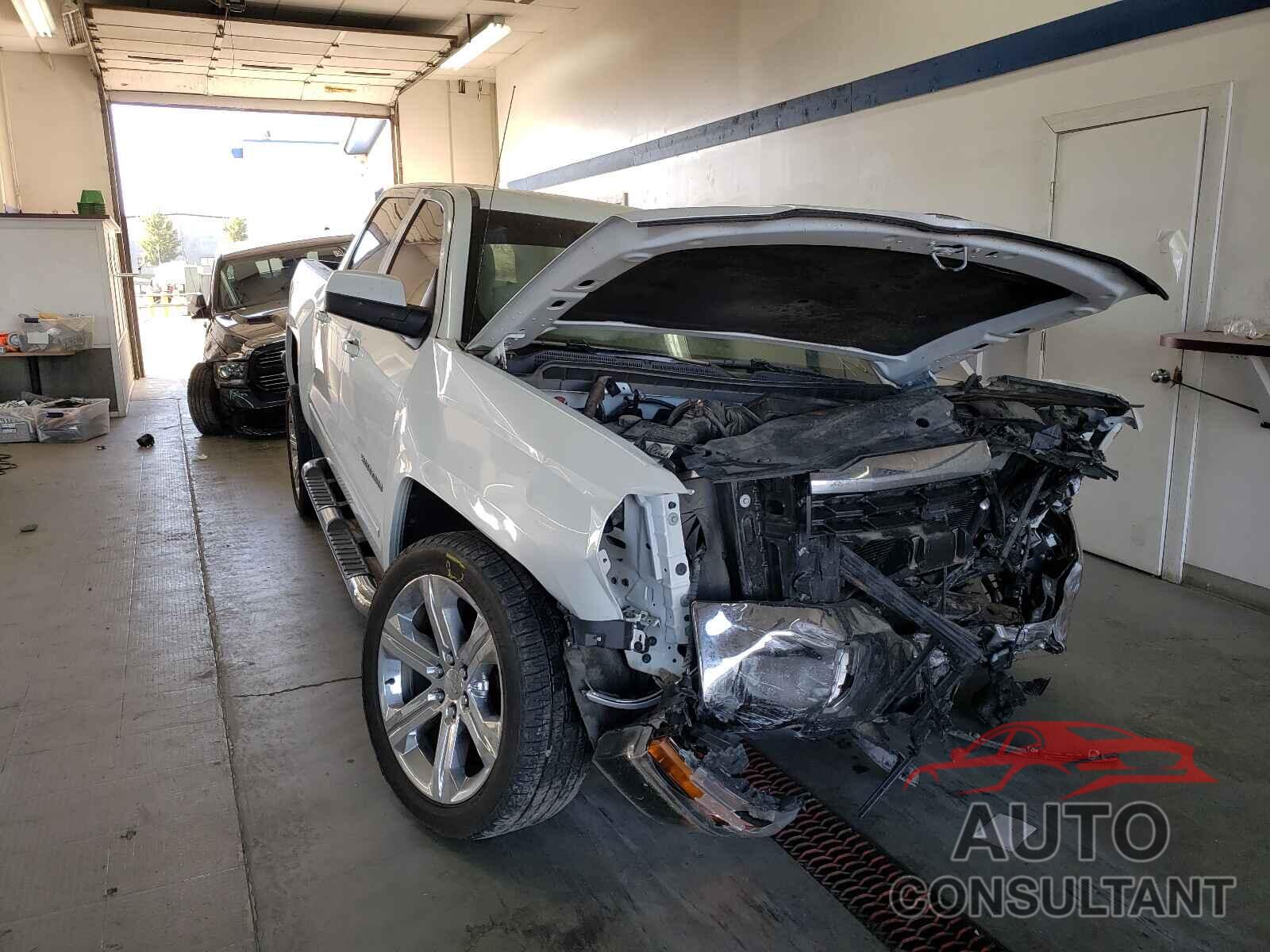 CHEVROLET SILVERADO 2018 - 3GCUKREC8JG540597