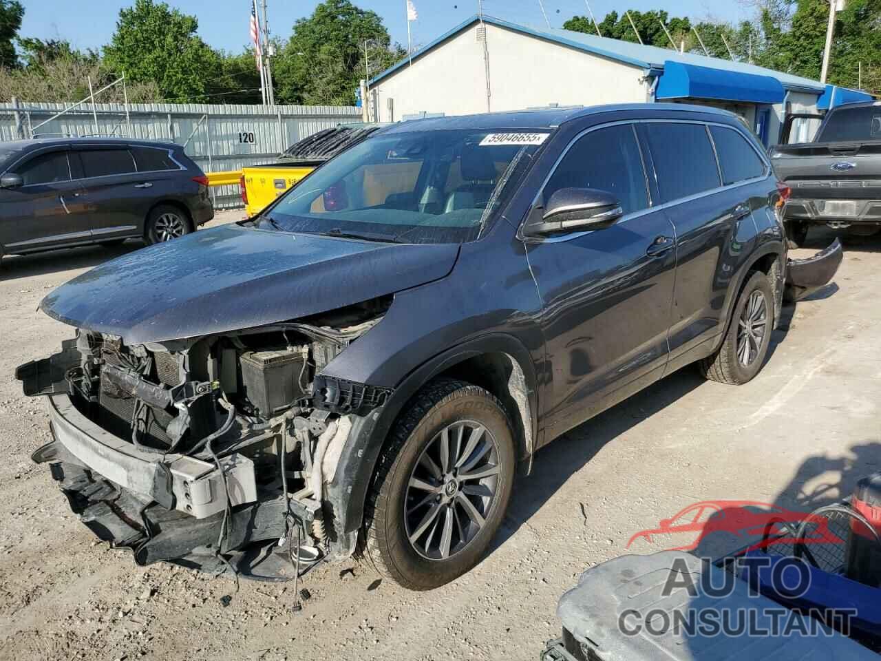 TOYOTA HIGHLANDER 2017 - 5TDKZRFH7HS221958