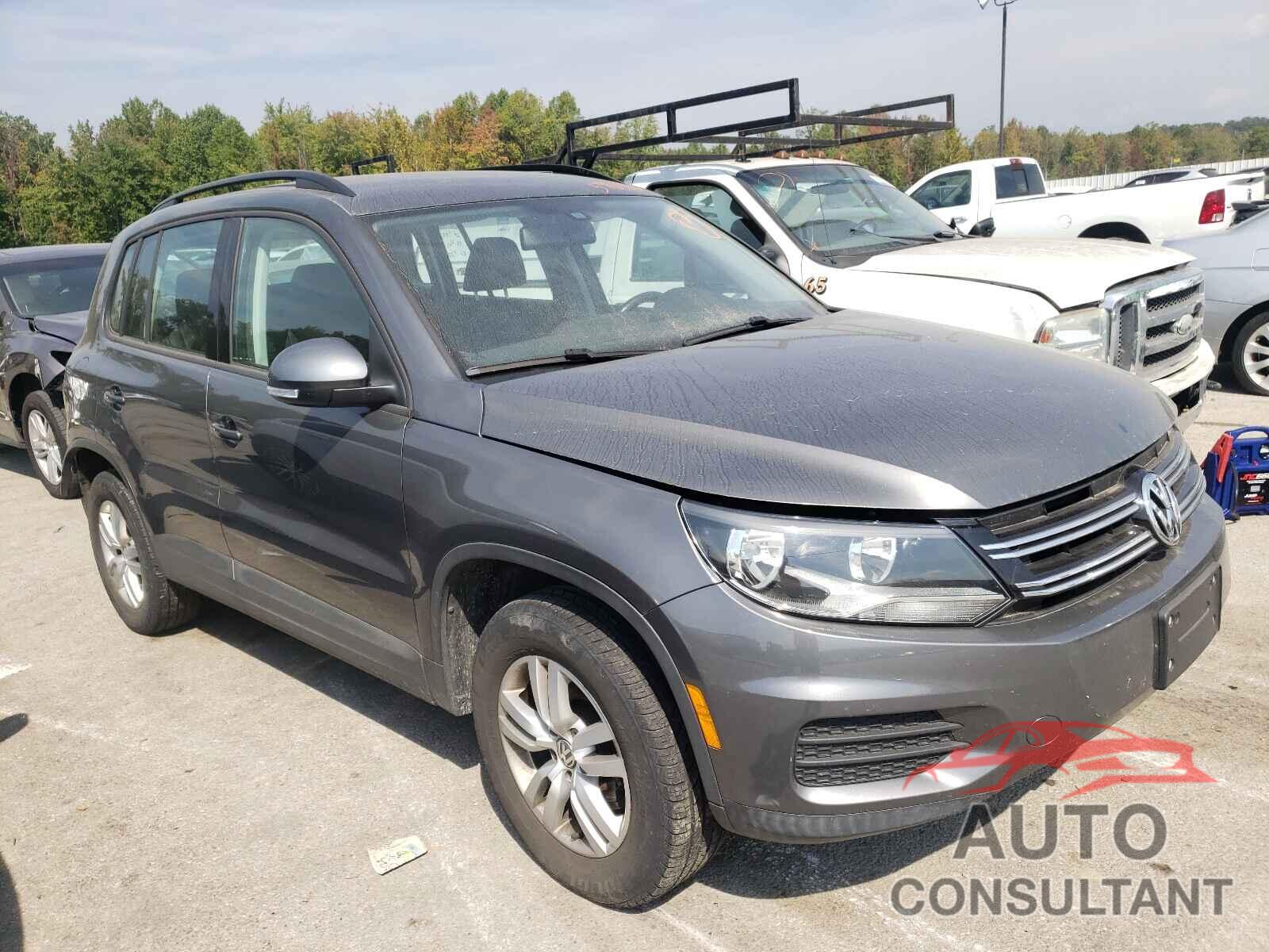 VOLKSWAGEN TIGUAN 2016 - WVGAV7AX2GW586634