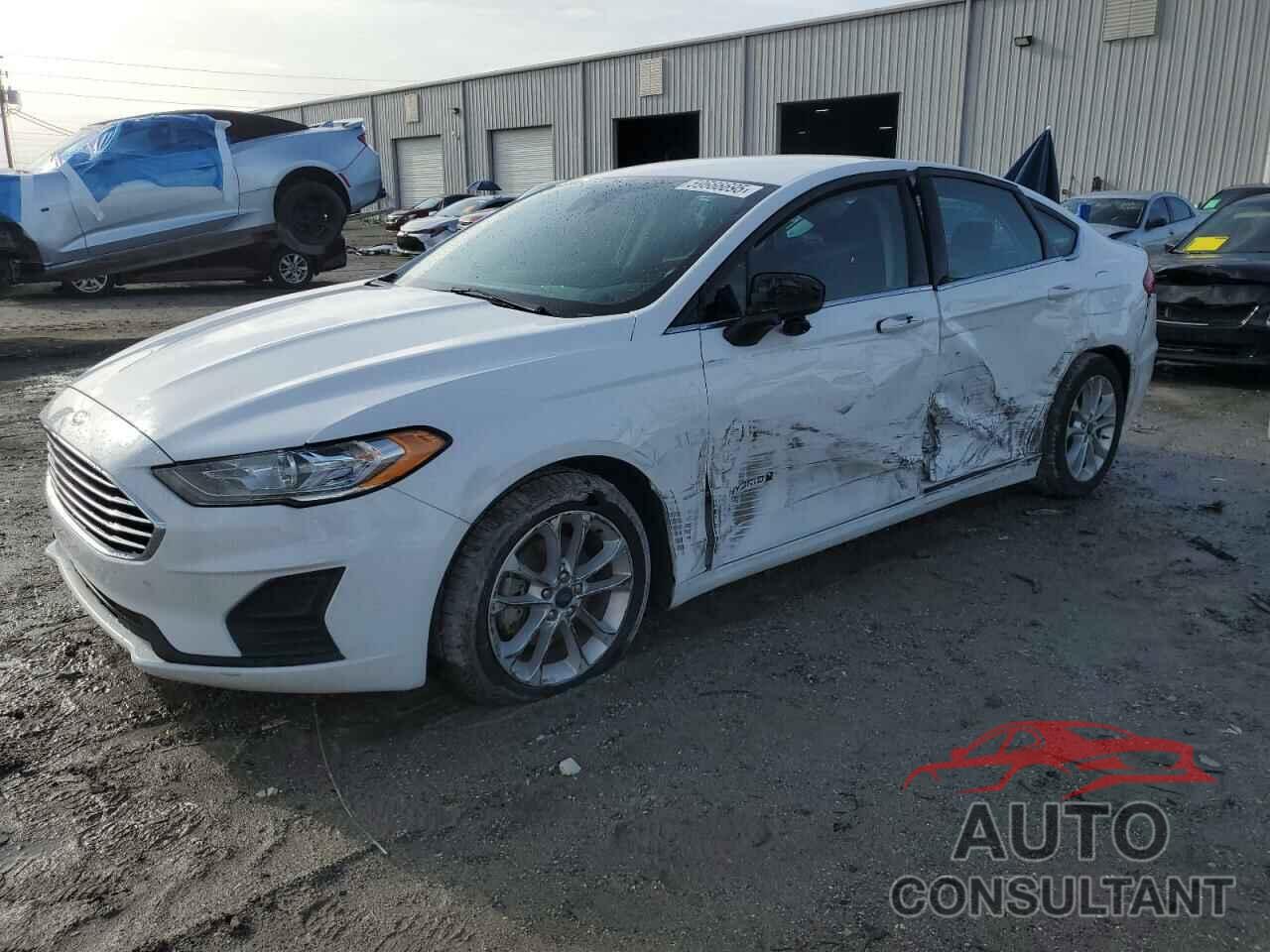 FORD FUSION 2019 - 3FA6P0LU2KR185424