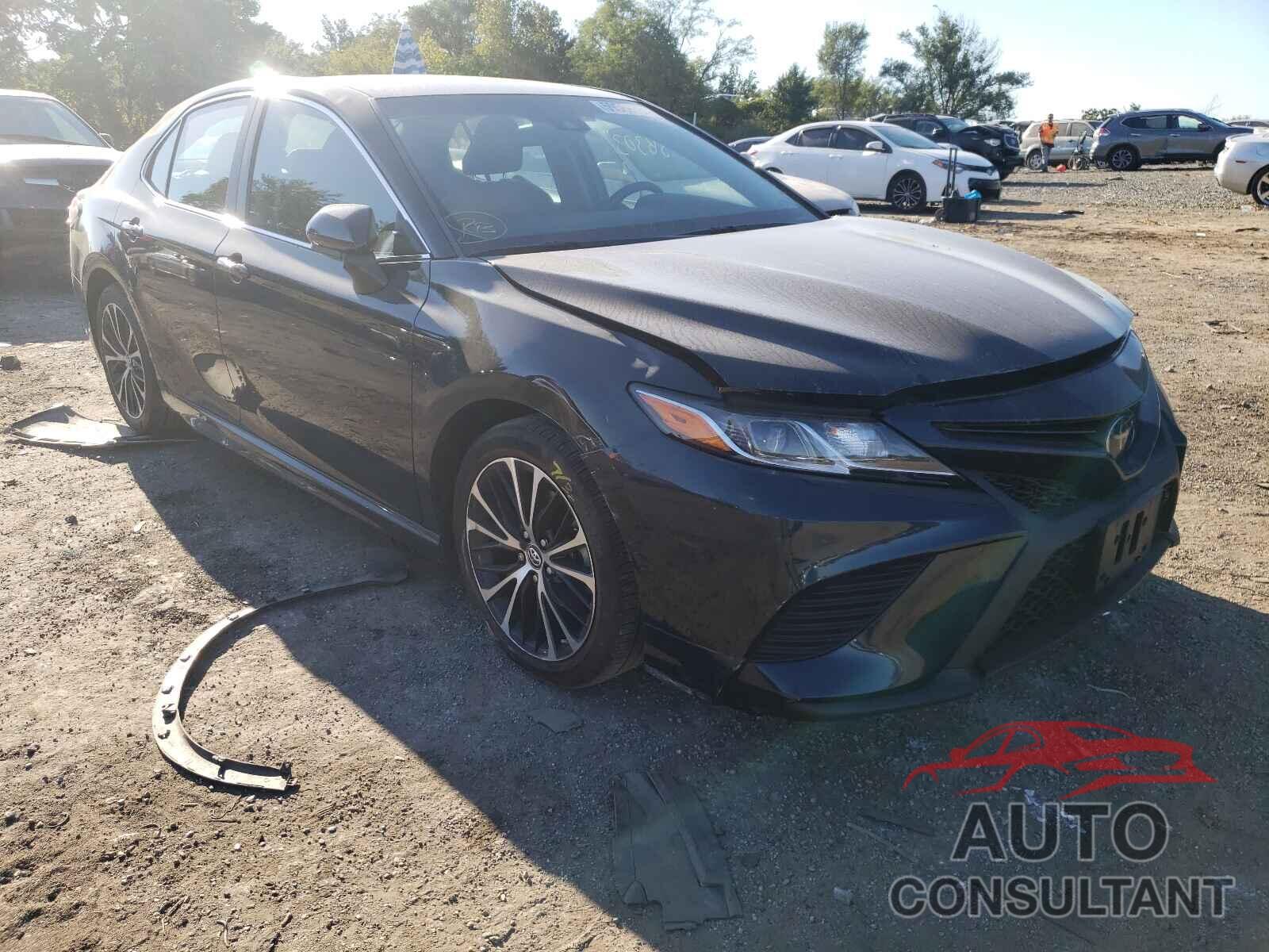 TOYOTA CAMRY 2018 - 4T1B11HK7JU569712