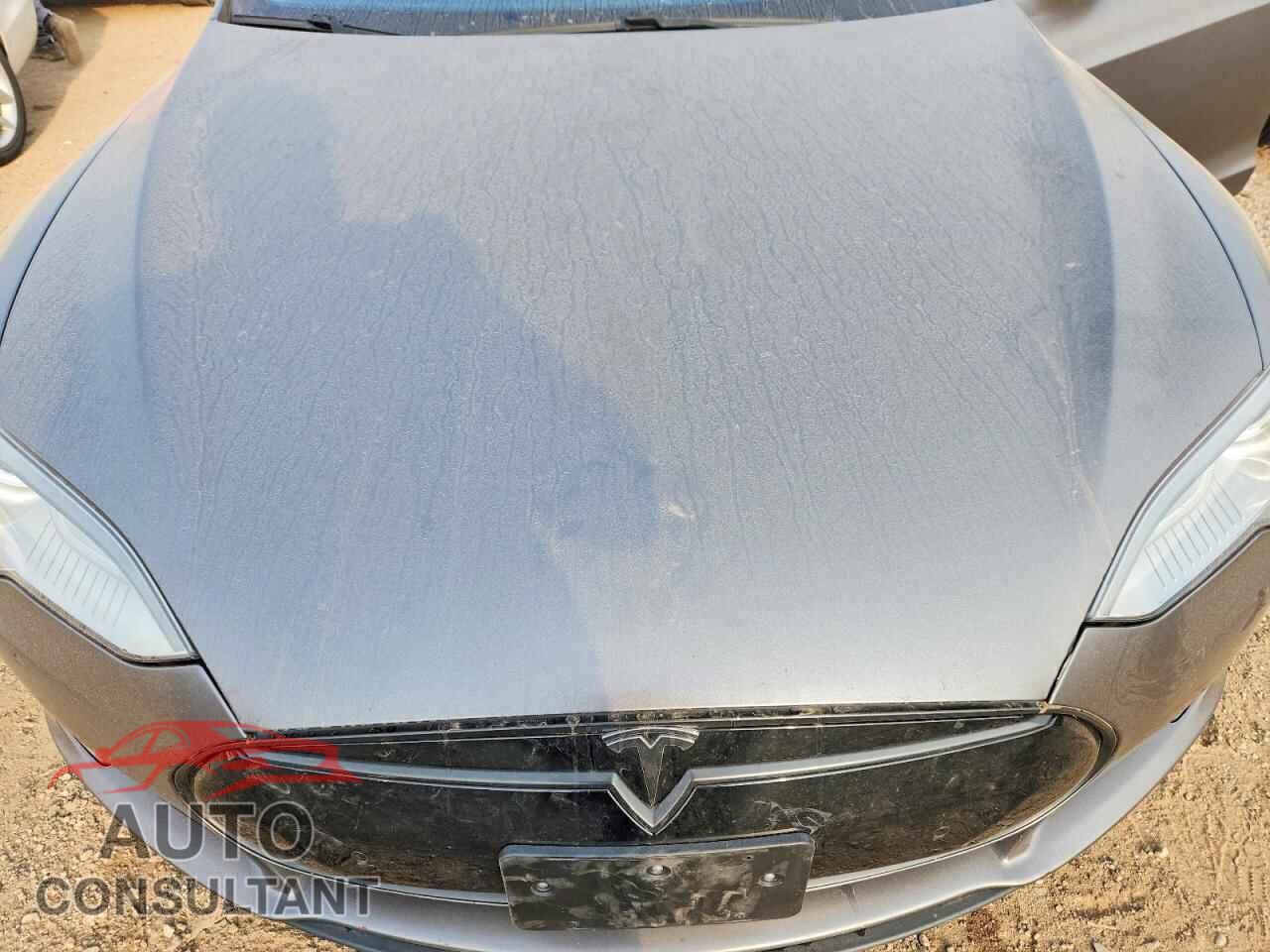 TESLA MODEL S 2015 - 5YJSA1S19FF080328
