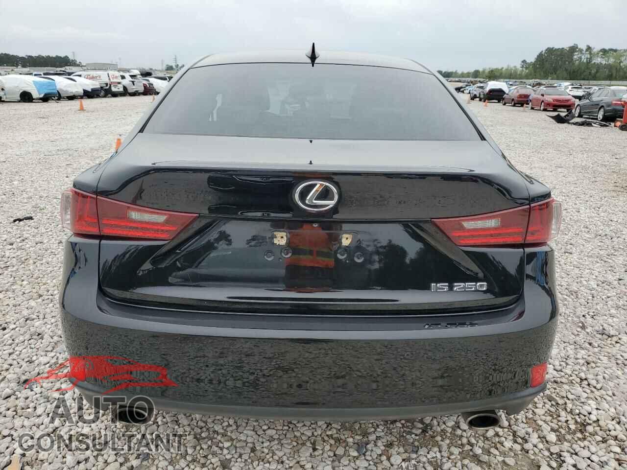 LEXUS IS 2014 - JTHBF1D28E5020269