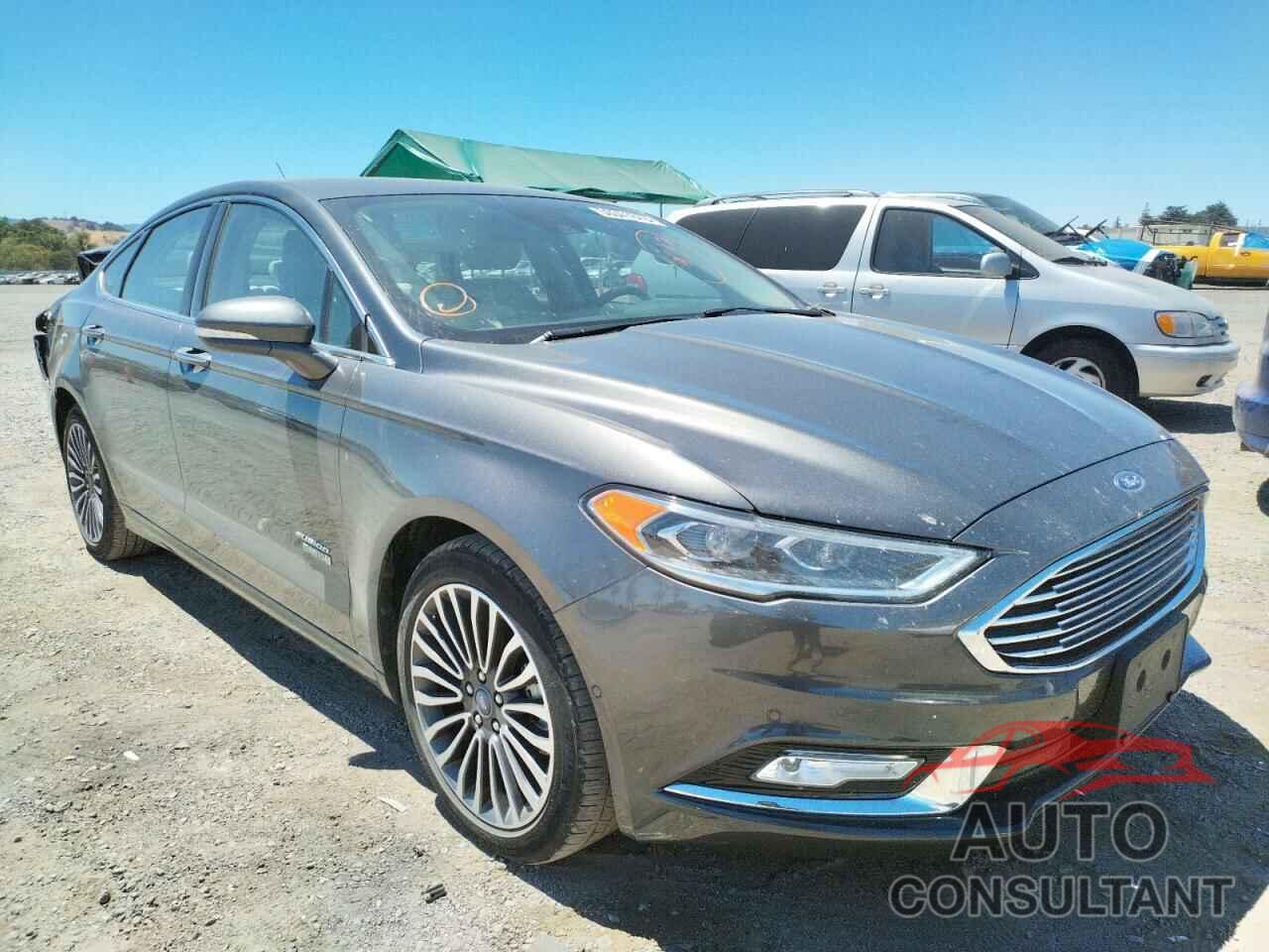 FORD FUSION 2018 - 3FA6P0SU7JR205263