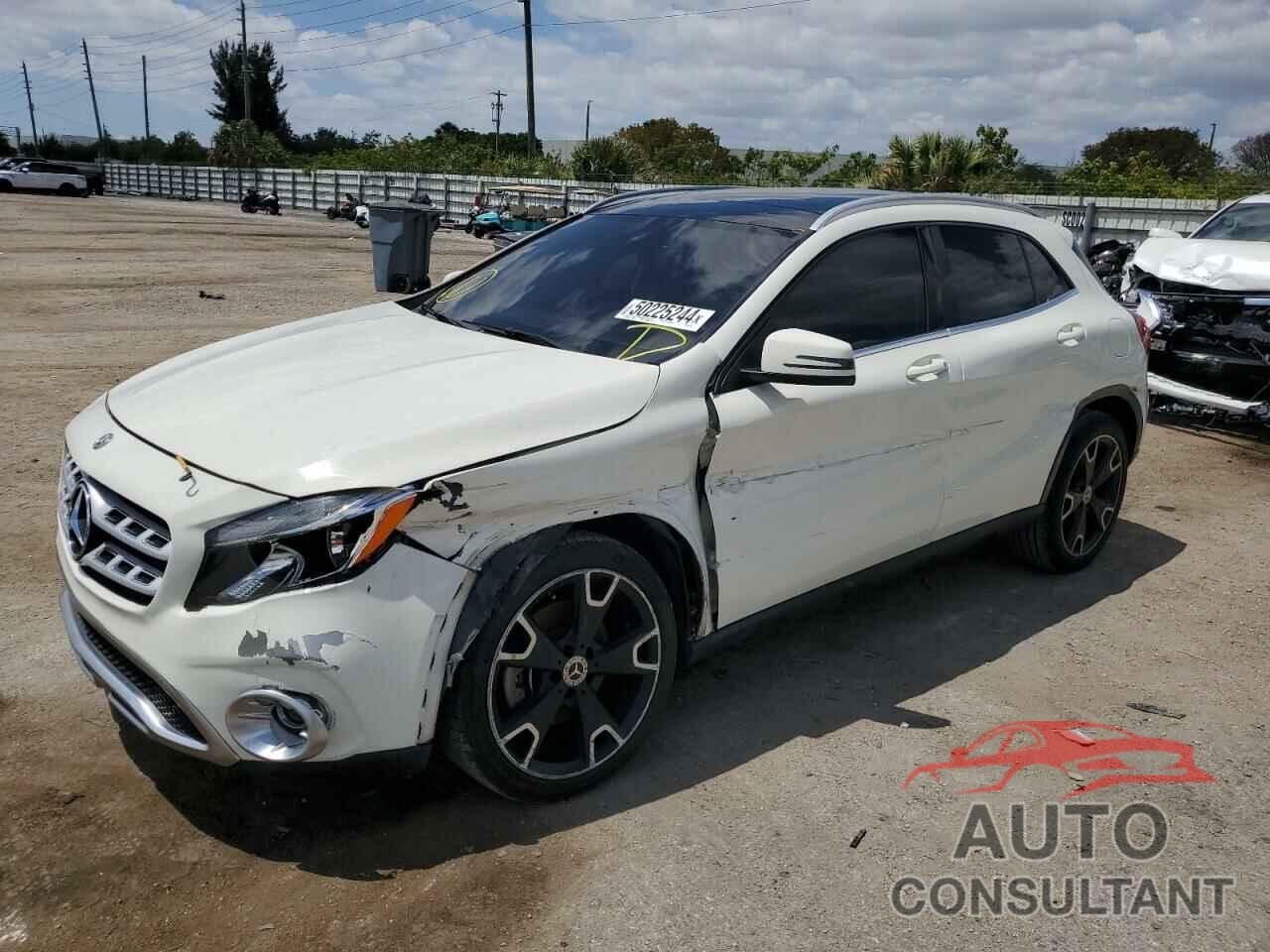 MERCEDES-BENZ GLA-CLASS 2018 - WDCTG4EBXJJ453784