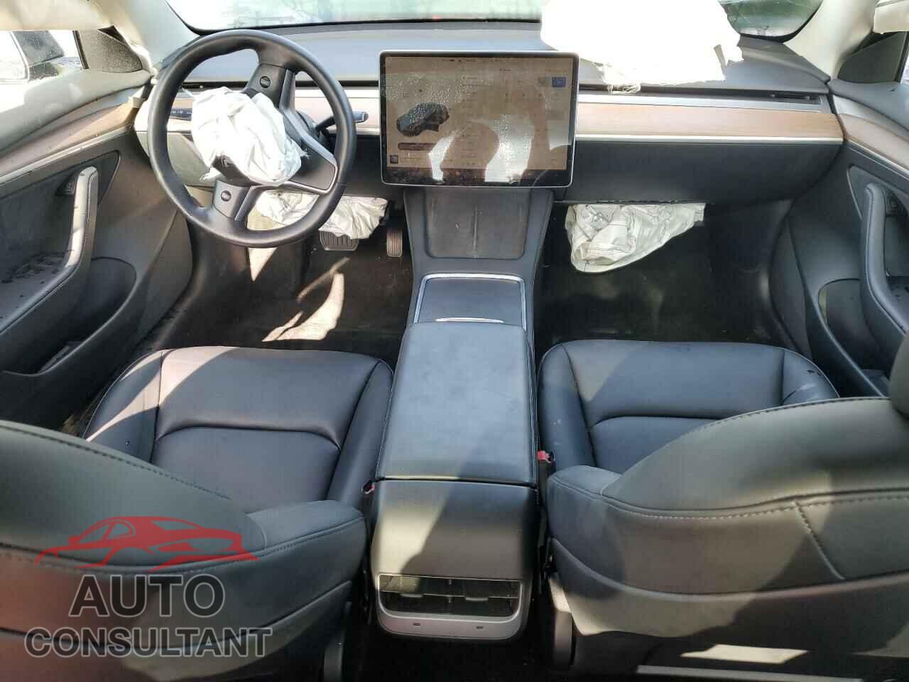 TESLA MODEL 3 2023 - 5YJ3E1EA5PF403215