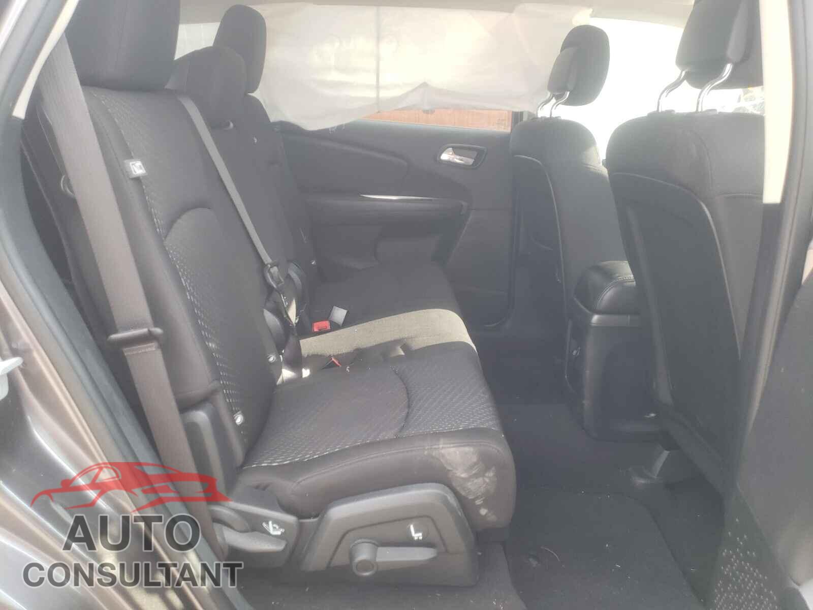 DODGE JOURNEY 2017 - 3C4PDCBB1HT685028