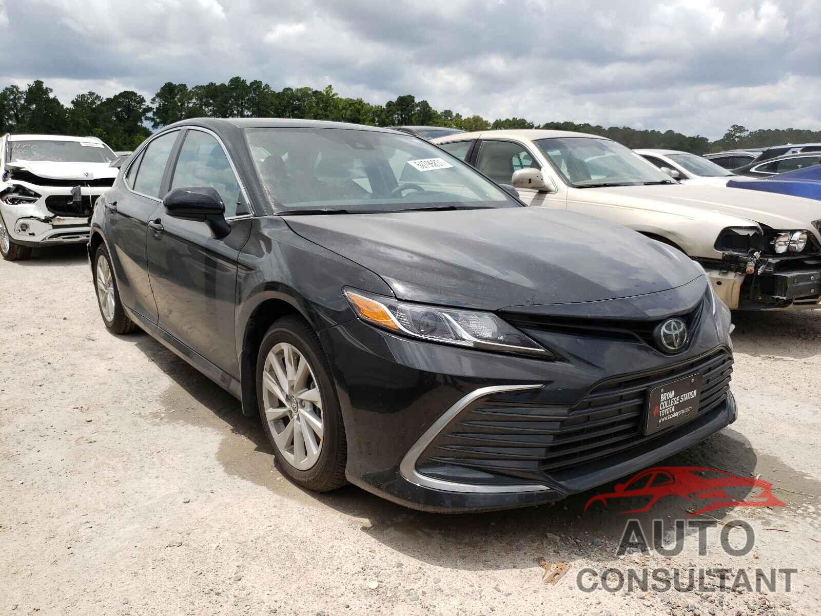 TOYOTA CAMRY 2021 - 4T1C11AK9MU599278