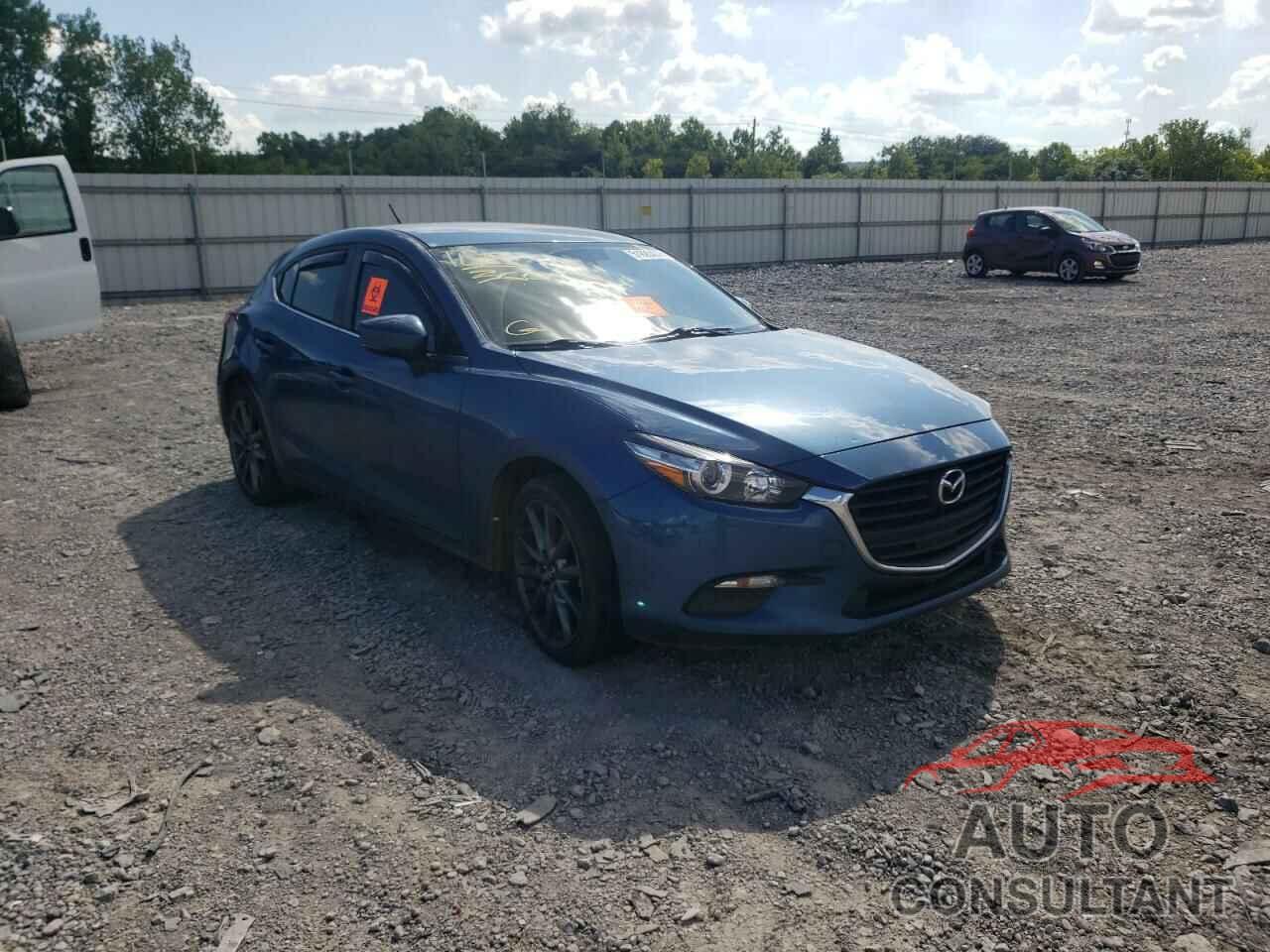 MAZDA 3 2018 - 3MZBN1L33JM163730