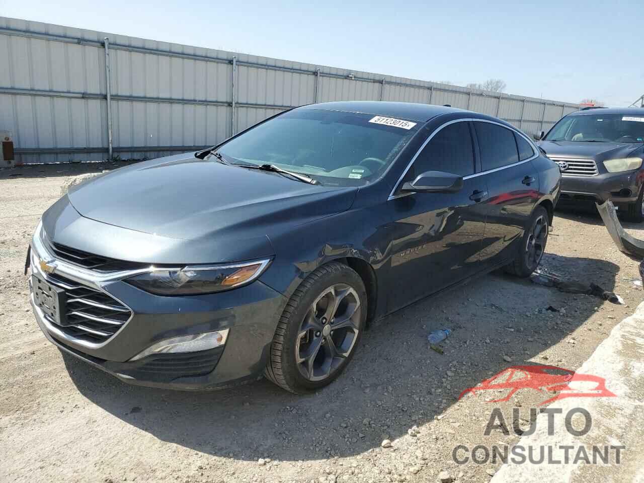 CHEVROLET MALIBU 2021 - 1G1ZD5ST5MF077622