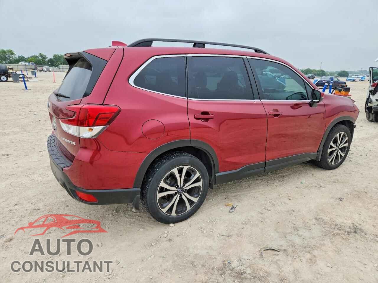 SUBARU FORESTER 2019 - JF2SKAUC6KH558647