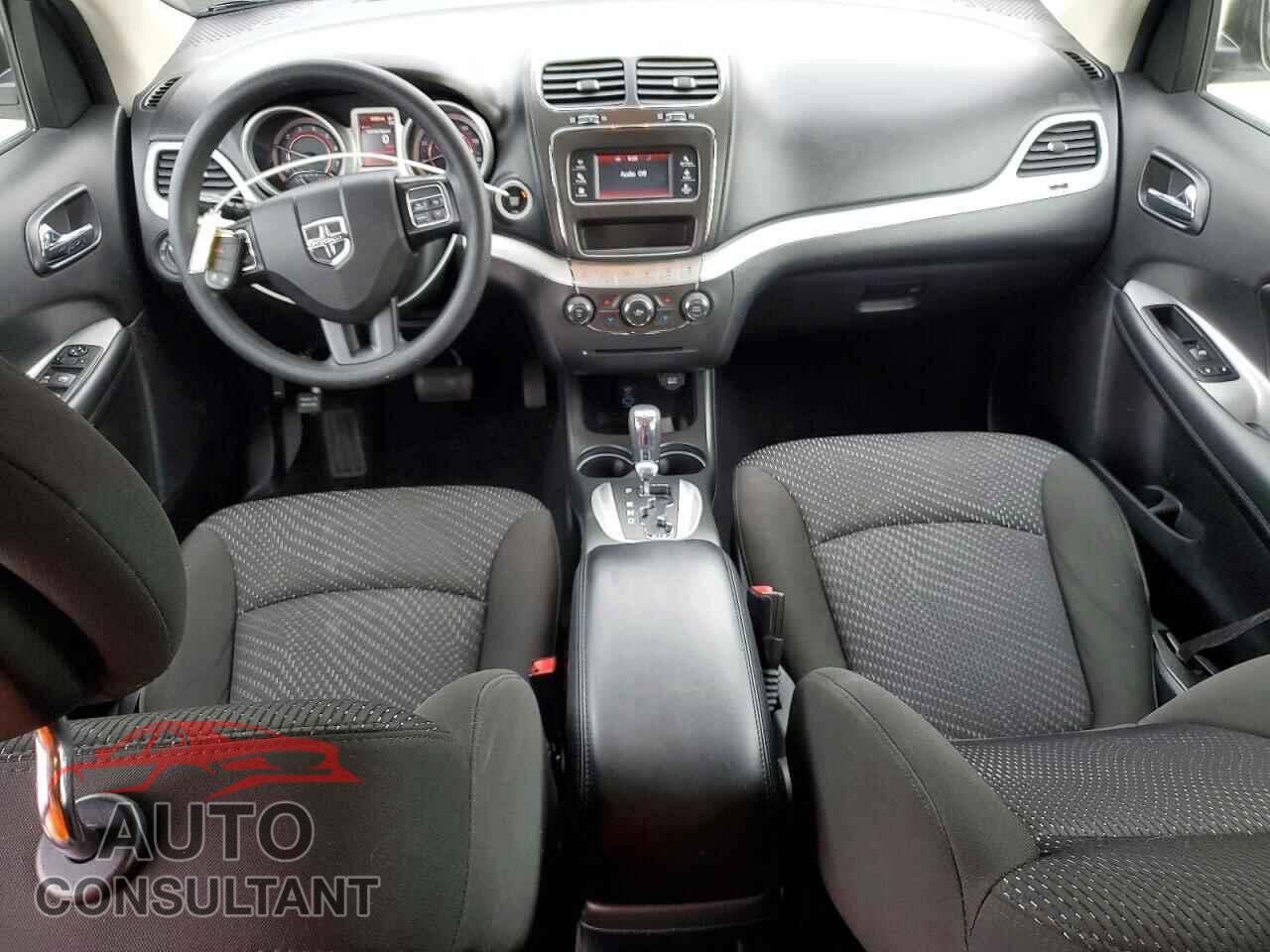 DODGE JOURNEY 2019 - 3C4PDCBB7KT869736