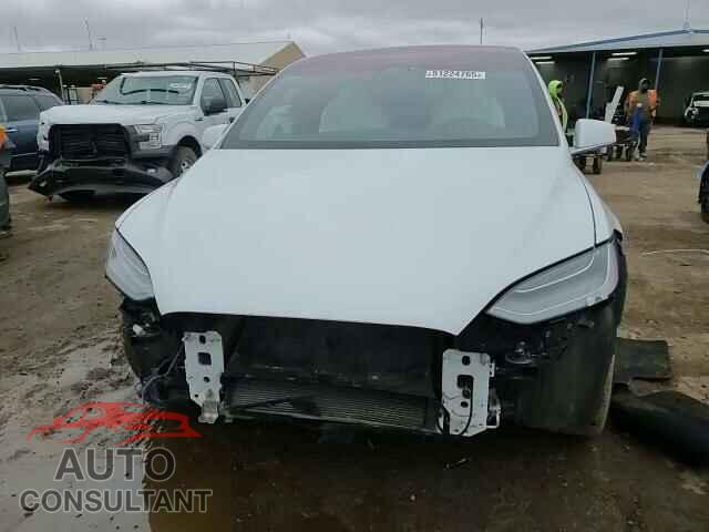 TESLA MODEL X 2020 - 5YJXCBE25LF235706
