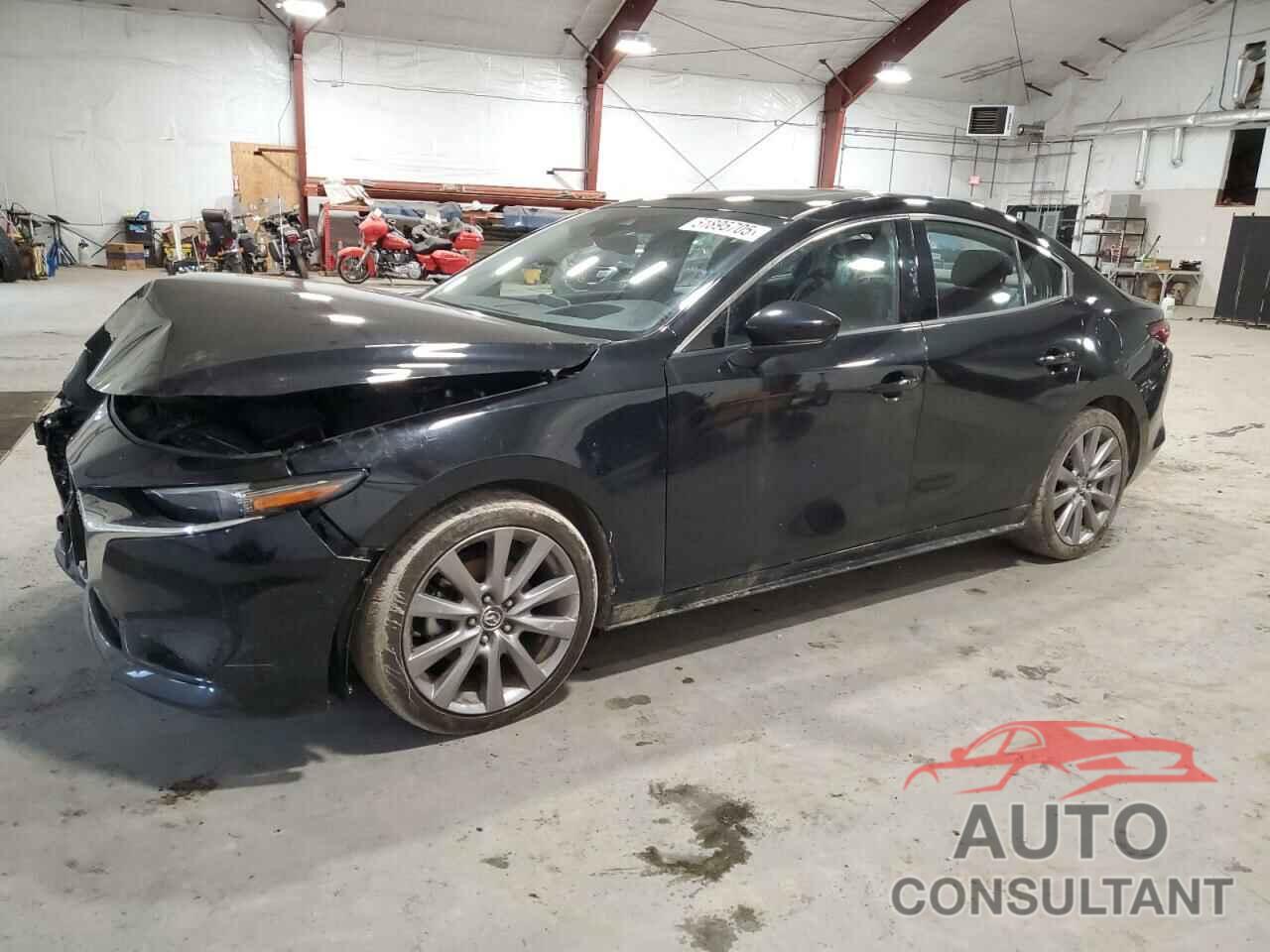 MAZDA 3 2019 - JM1BPBEMXK1123250
