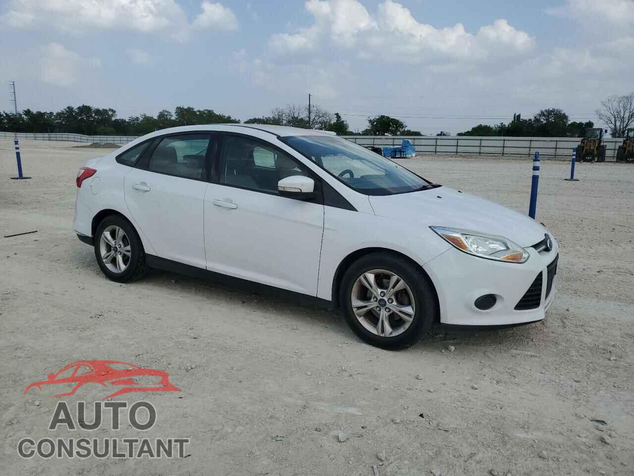 FORD FOCUS 2013 - 1FADP3F2XDL198801