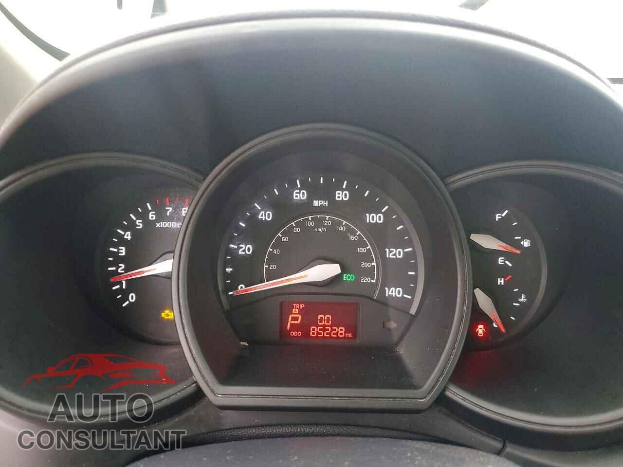 KIA RIO 2014 - KNADM4A33E6416132
