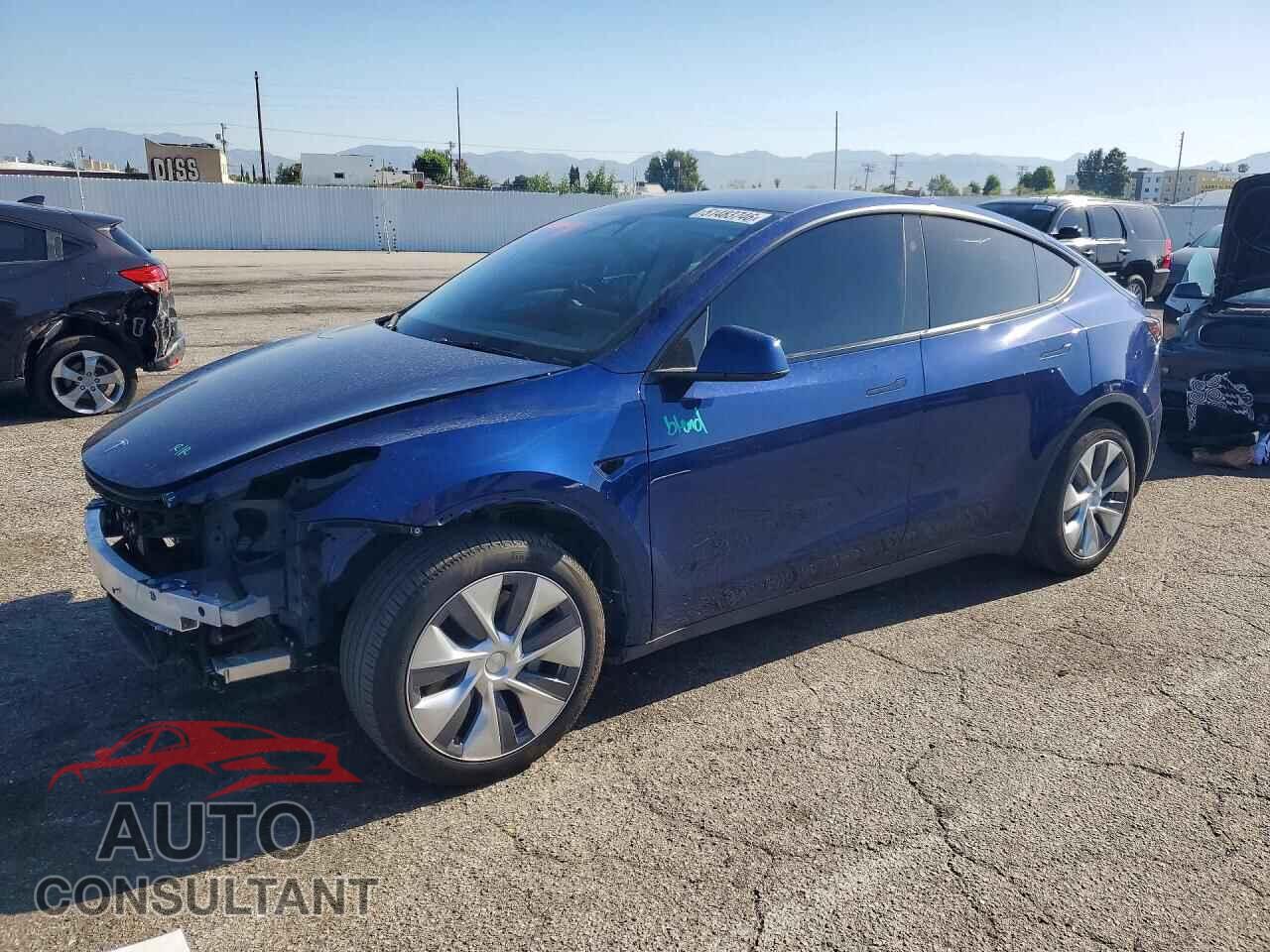 TESLA MODEL Y 2024 - 7SAYGDEE3RA230687
