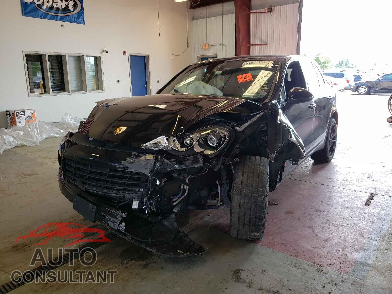 PORSCHE CAYENNE 2017 - WP1AA2A22HKA80204