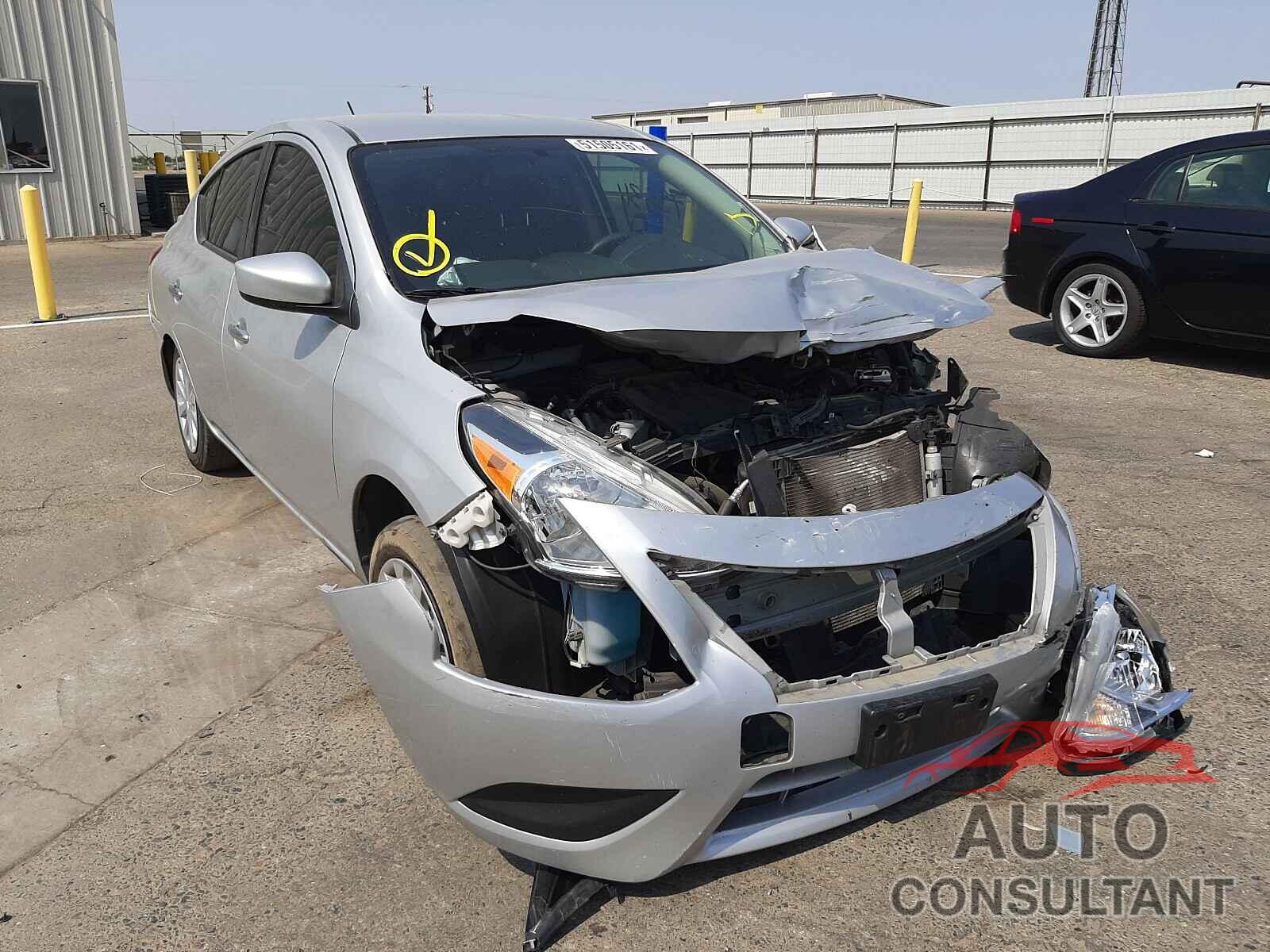 NISSAN VERSA 2019 - 3N1CN7AP3KL800352