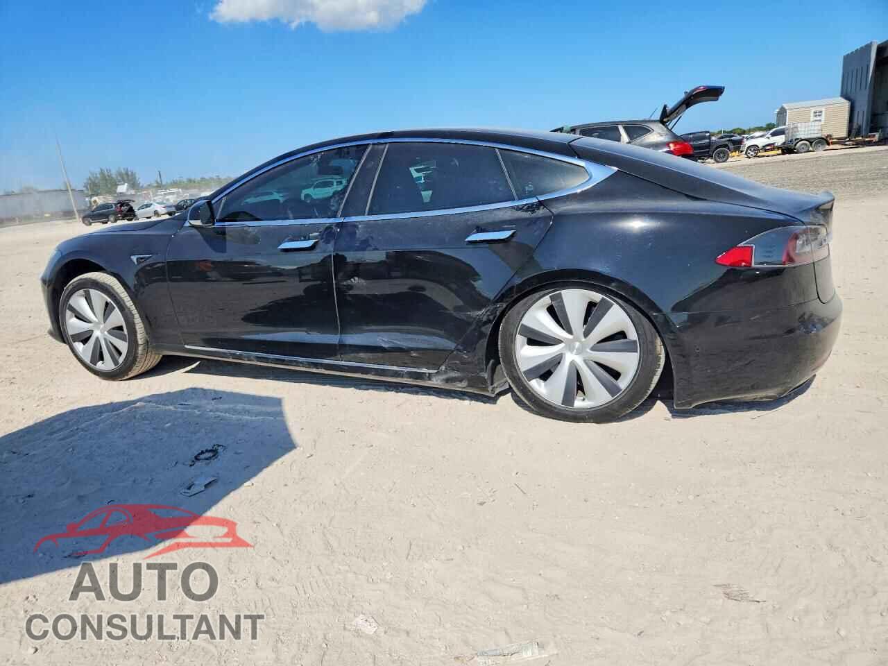 TESLA MODEL S 2021 - 5YJSA1E29MF425715
