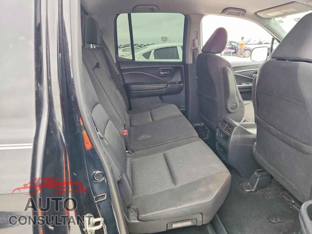 HONDA RIDGELINE 2017 - 5FPYK2F13HB004850