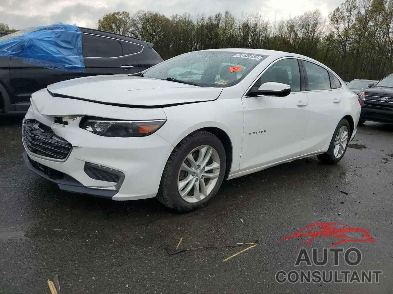 CHEVROLET MALIBU 2017 - 1G1ZE5ST4HF205903