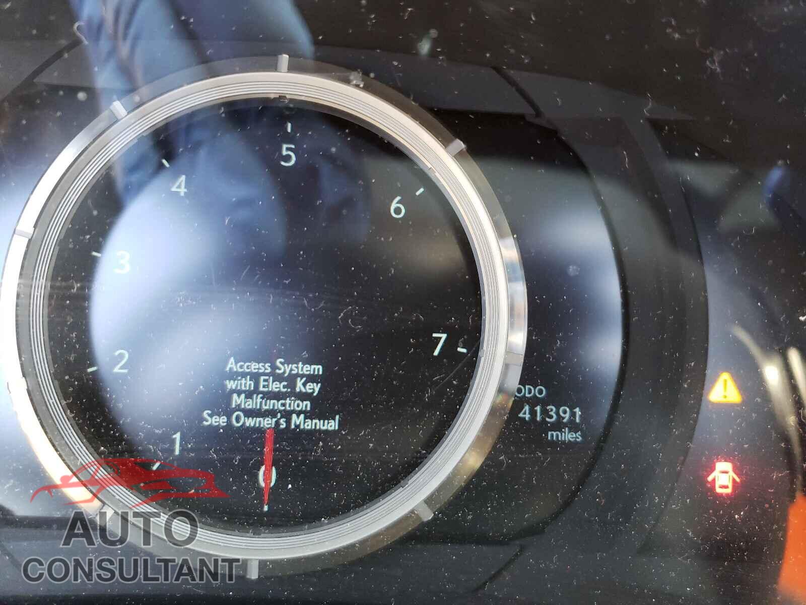 LEXUS IS 2017 - JTHCM1D20H5019373