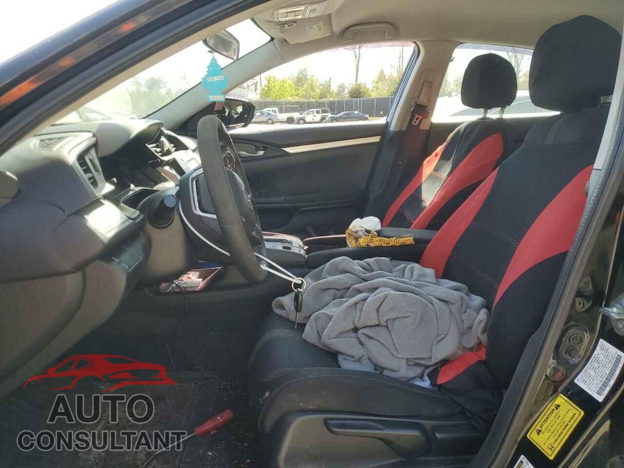 HONDA CIVIC 2017 - 2HGFC2F58HH529446